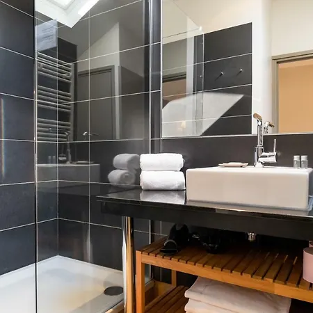 Beffroi - Cosy Close To Vieux - Welkeys Appartement