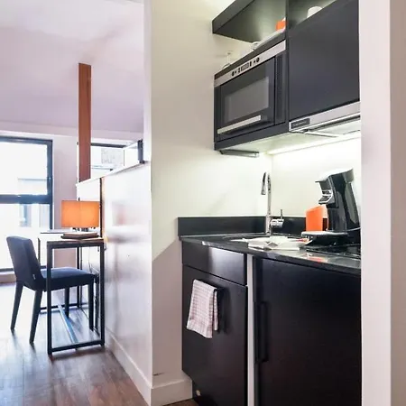 Beffroi - Cosy Close To Vieux - Welkeys * リール